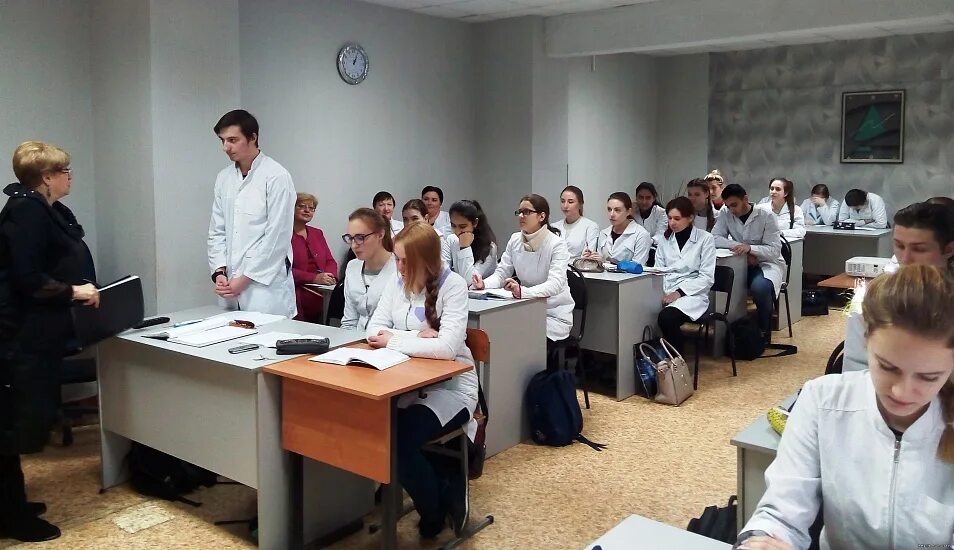 Тула медицинский колледж после 9. Тульский медицинский колледж узловский филиал. тульский областной медицинский колледж тула. медицинский колледж узловая 2021.