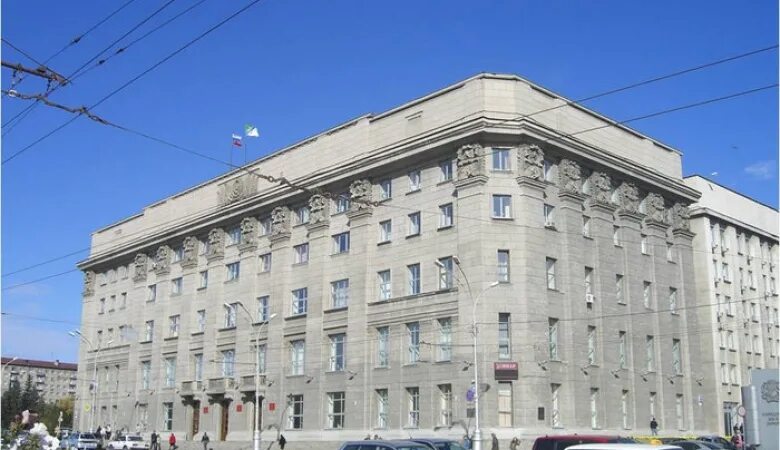 Мэрия новосибирска фото. Нгуади новосибирск красный проспект 38. Новосибирск архитектурно художественная академия. Госучреждения новосибирск. Госучреждения новосибирск.