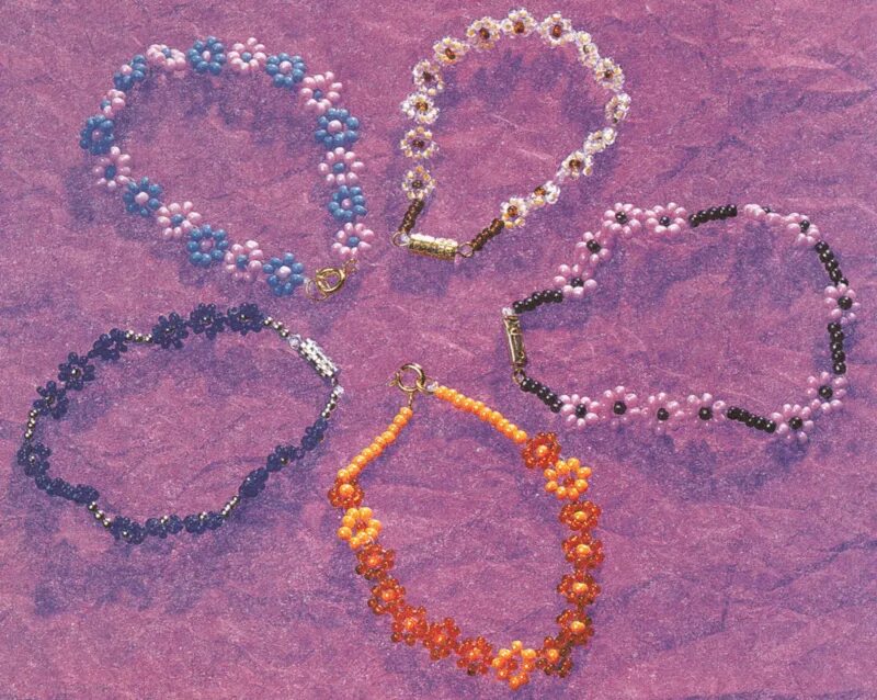 Мофирашка бисер тт. Indie kid aesthetic браслет. Японский рокайль бисер. Разный бисер. Подборки из тт про бисероплетение.