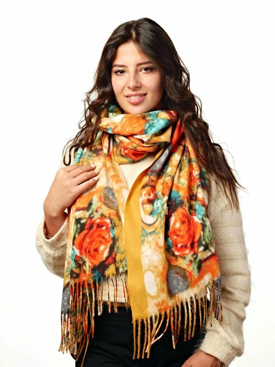 Шарф из пашмины. Шарф-палантин. Christian lacroix платок шелк. Шарф шелковый leonard 27934. Черный палантин.