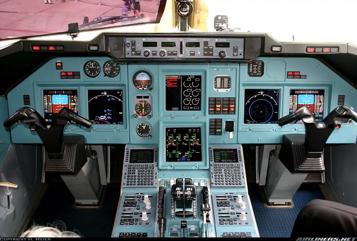 Эдсу самолета. Эдсу самолета. Ssj 100 система электроснабжения. Панель автопилота а320. Навигационно-прицельная система свп-24 гефест.