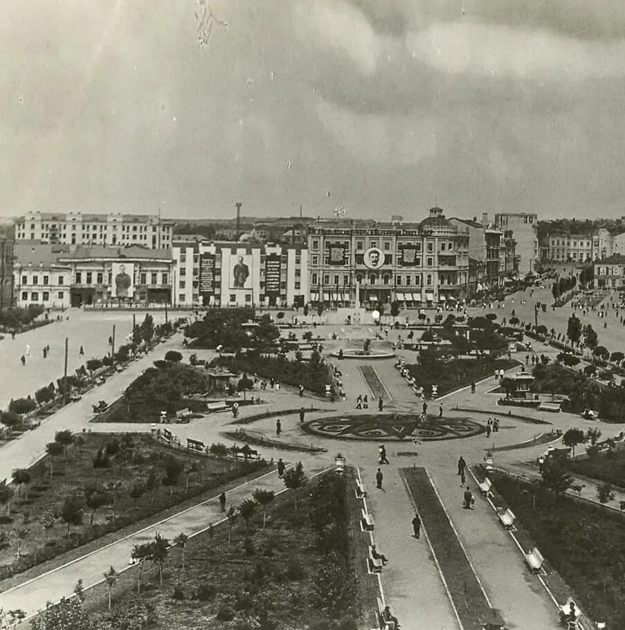 Сталинград площадь города. Царицын сталинград волгоград. Площадь павших борцов волгоград. Сталинград площадь города. Площадь павших борцов волгоград.