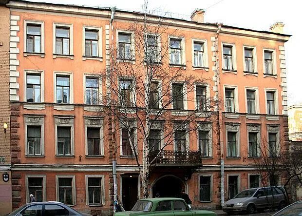 Комната, 20 м2, на 2 этаже на продажу по цене 3200000 руб. в Санкт-Петербурге, 1