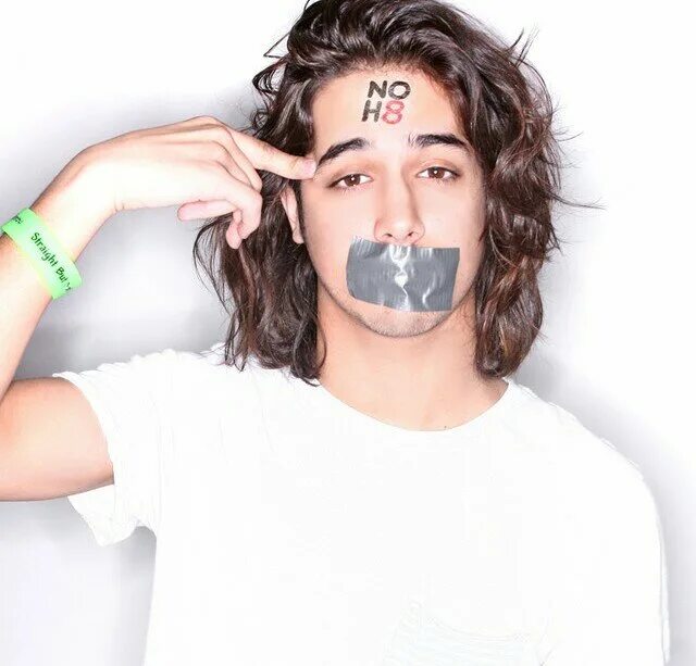 Avan Jogia. Noh8. Alex Avan. Эван имя