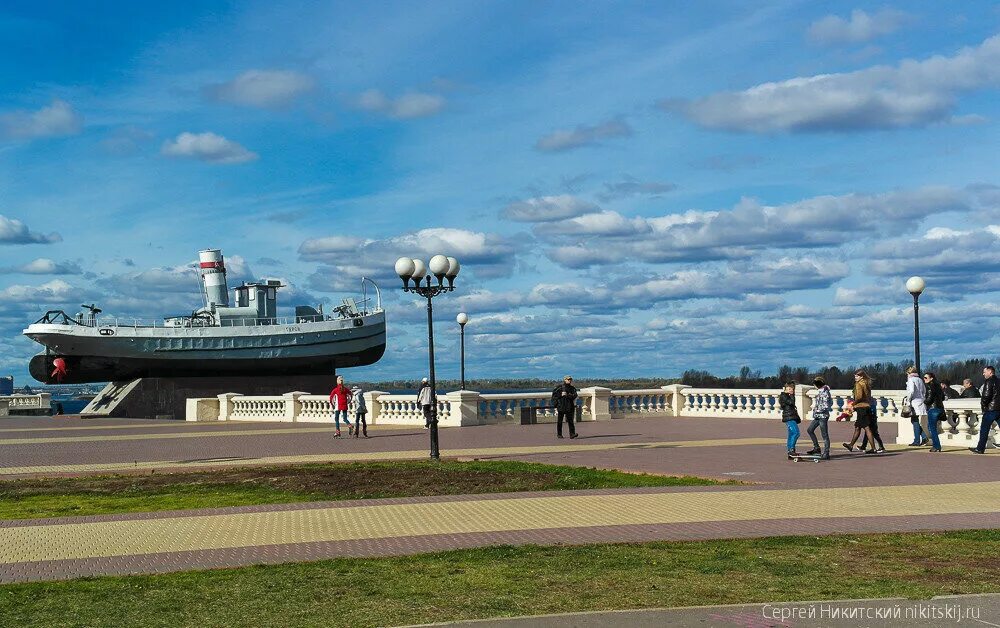 3 набережная нижний новгород. Нижневолжская набережная Нижний Новгород. Нижний Новгород набережная Нижне-Волжская. Нижний Новгород набережная Волги. Ротонда Нижний Новгород Нижневолжская набережная.