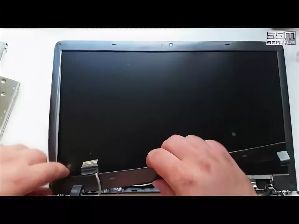 Телевизор lg 32 дюйма матрица. Np-r518 samsung матрица. Неисправность матрицы телевизора. Замена матрицы самсунг дюйма. Замена матрицы самсунг дюйма.