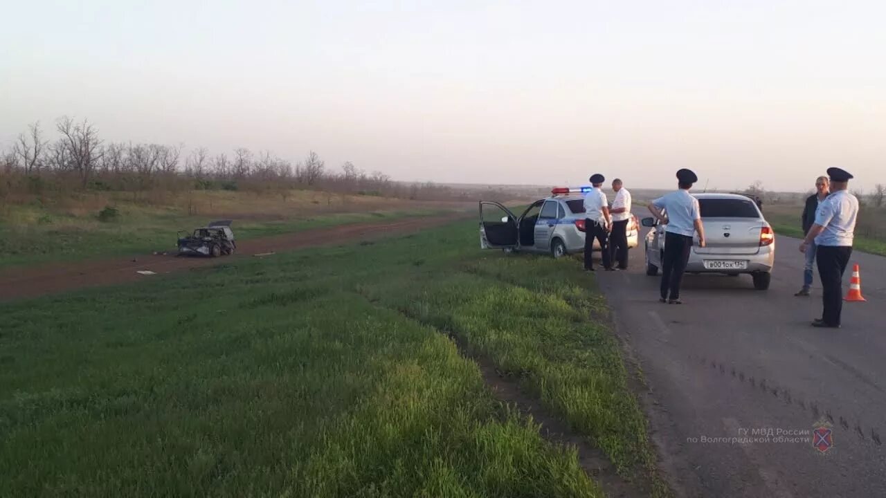 Погода волгоградская чернышковский х попов. ДТП В Чернышковском районе Волгоградской области. Авария Чернышковский район Волгоградская область. Авария в Чернышковском районе. Волгоградская обл Чернышковский район происшествия.