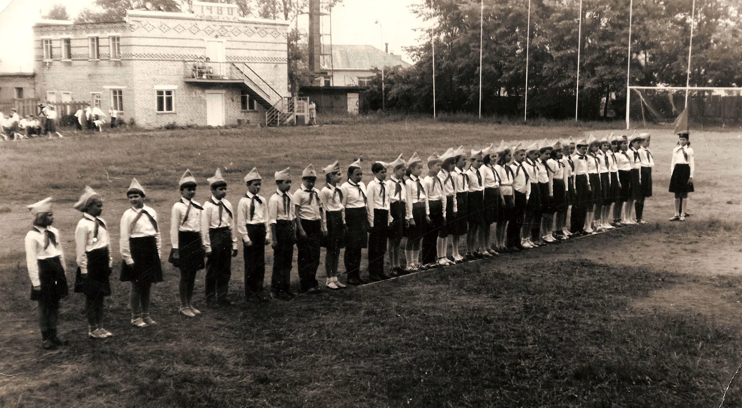 Тонких п л