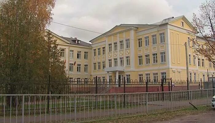 Дмитров сош 2. Школа 3 дмитров. дмитровская сош 3 с уиоп. дзфс дмитров школа номер 3. сайт дмитровской школы 3.