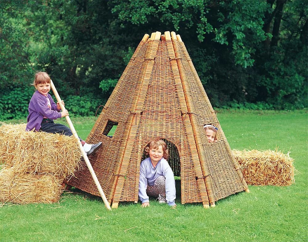 Шалашик. Шалаш. Шалаш для детей. Домики вигвам деревянные. Садовый шалаш для детей.
