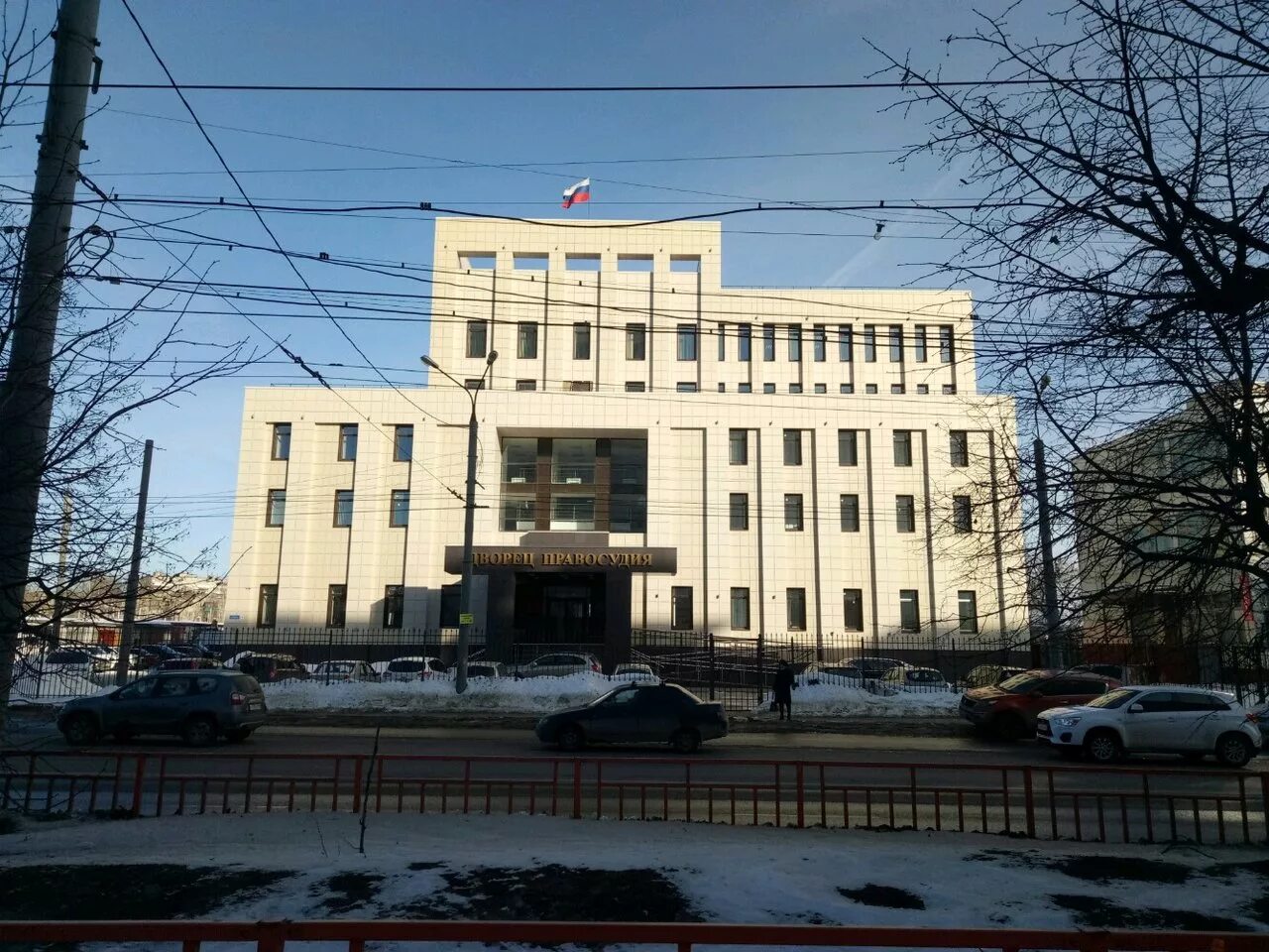 Районные суды города нижний новгород. Проспект октября 28 суд нижний новгород. дворец правосудия нижний новгород автозаводский район. проспект октября 28 нижний новгород автозаводский район суд. суд октября 28 нижний новгород автозаводский район.