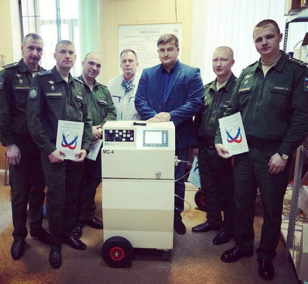 Прогресс инжиниринг. Санкт-петербург, ул. Прогресс инжиниринг. 1, литер п. Электродвигатели в производственном цехе.