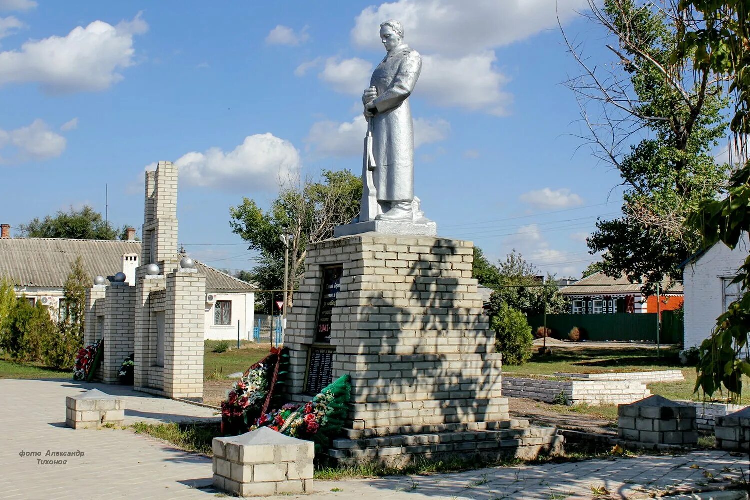 Старый каменск шахтинский. Хутор Старая станица Ростовская область. Каменск Шахтинский мемориальный комплекс. Ростовская область Старая станица Каменский-Шахтинский район. Ростовская область Каменский район Хутор Старая станица.