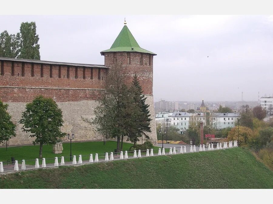 Коромыслова башня Нижний Новгород. Коромыслова башня башни Нижегородского Кремля. Тайницкая башня Нижегородский Кремль. Нижегородский Кремль Коромыслова. Нижегородский кремль имеет 88 башен