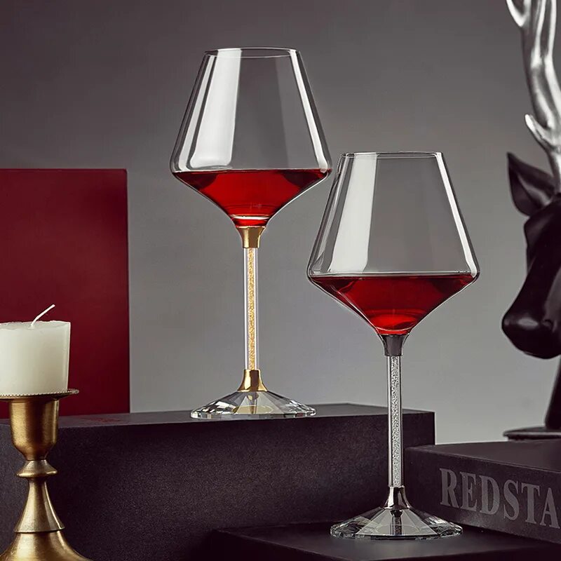 225 мл. Бокалы для вина wine glasses. Бокалы под вино. Фужеры для вина. Стаканы для вина.