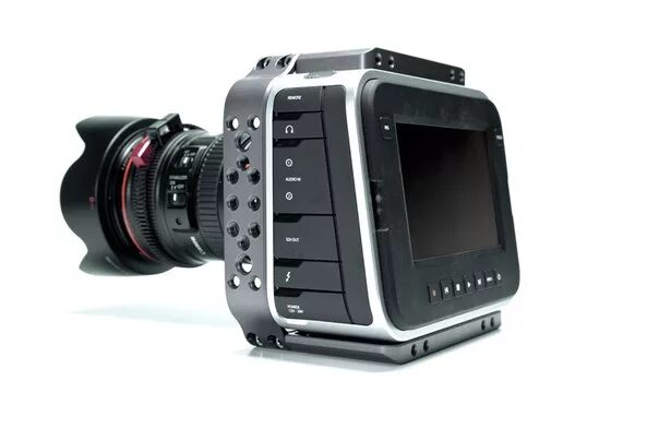 Blackmagic support. Blackmagic Cinema Camera 2.5k EF. Камера Blackmagic 2.5. Козырек Blackmagic Cinema Camera. Blackmagic MFT 2.5 запчасти.