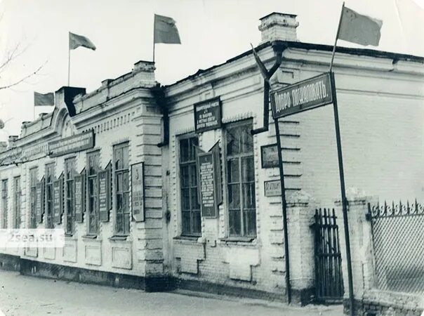 Старый темрюк. Темрюк 19 век. темрюк исторические здания. старинные здания темрюка.
