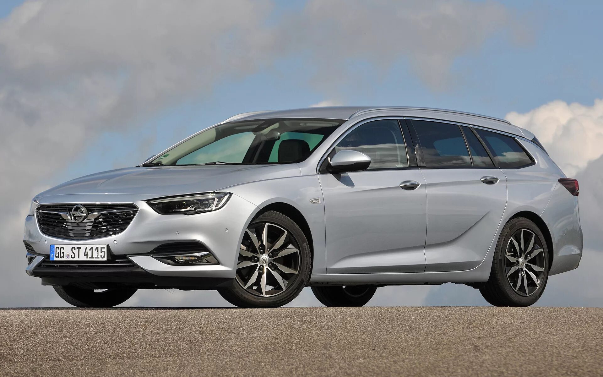 Опель инсигния б. Opel Insignia Sports Tourer 2017. Opel Insignia 2020 универсал. Opel Insignia Sports Tourer 2018. Opel Insignia 2019 универсал.