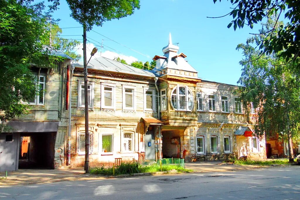 Старые районы самары. Самара ул куйбышева двор. самара старый город. старинные улочки самары. самара старый город дворы.