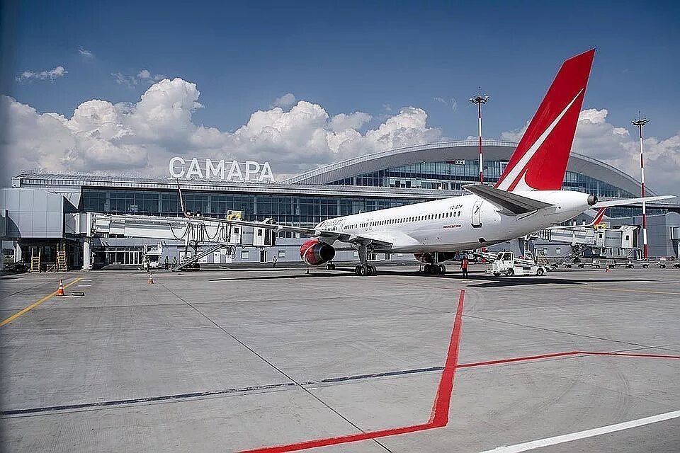 самара какие самолеты летают. самолет ижевск самара. самолет аэрокомпании победа. Ssj 100 ред вингс. какой самолет подходит к правам 1 категории.