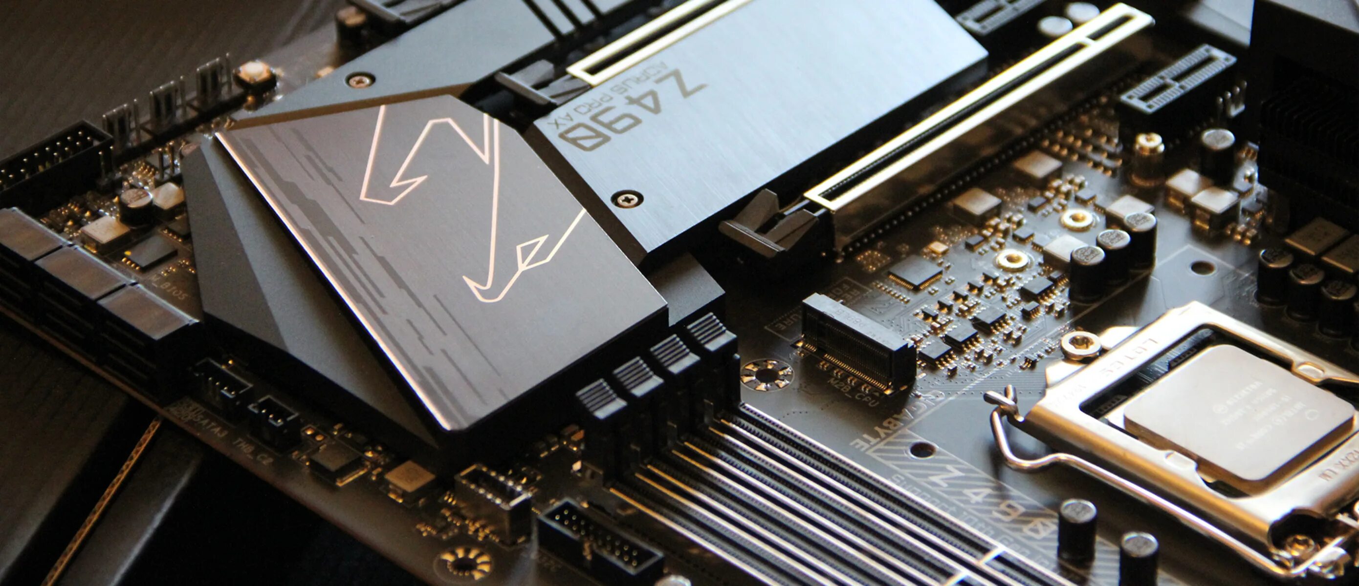 Процессор м1. M 2 процессор. Материнка хуанан x79. M 2 процессор. X79 материнская плата двухпроцессорная.