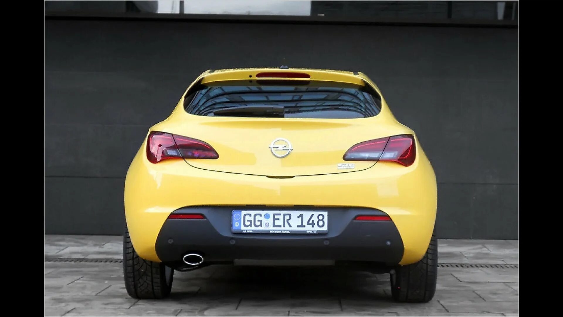 Opel Corsa зад. Opel большой