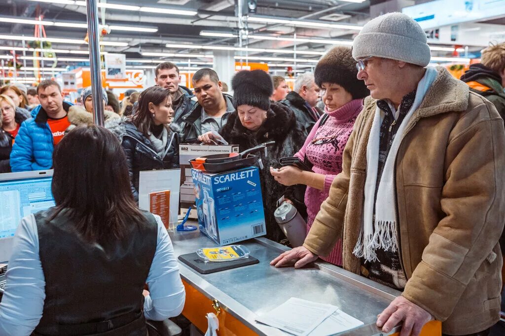 Купить без очереди. Очередь в магазине. Очередь на кассу в магазине. Очередь в супермаркете. Очередь на кассе в супермаркете.