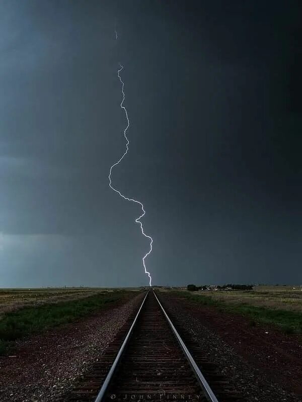 Lightning us