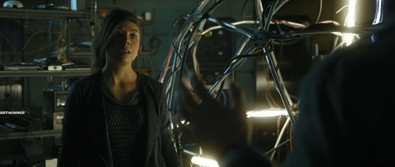 Параллельные разумы постер. Параллельные разумы 2022 фильм. Параллельные разумы / parallel minds (2020). Параллельные разумы. Превратности разума (2020).