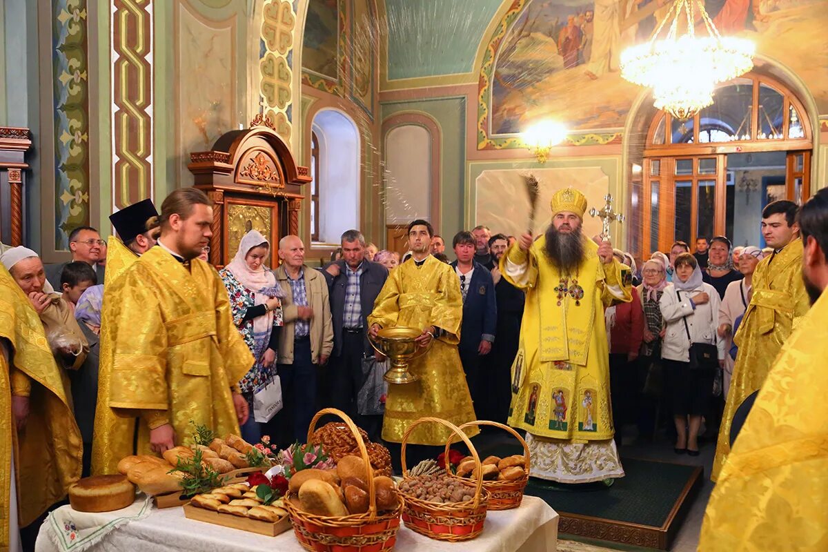 Программу вечер на спасе