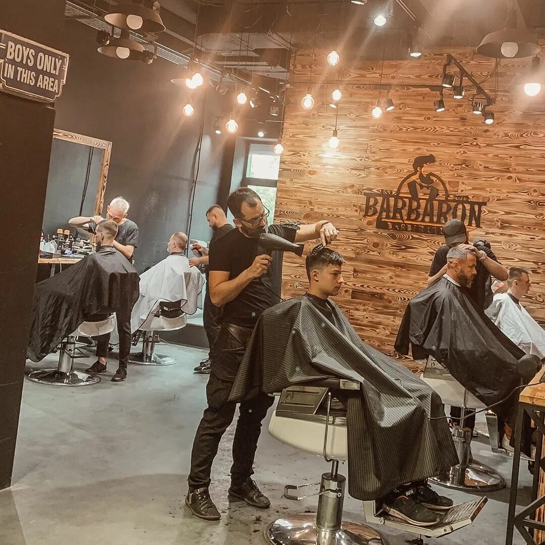 барбершоп киевская. барбершоп с баром. гуд барбершоп киевская. барбершоп киев. барбершоп киевская.