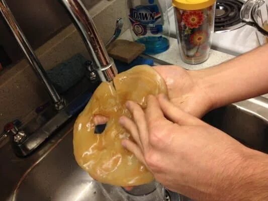 Чайный гриб или комбуча. Как заправлять чайный. Чайный гриб приготовление. Оборудования для очистки чайного гриба. Чайный гриб в литровой банке.