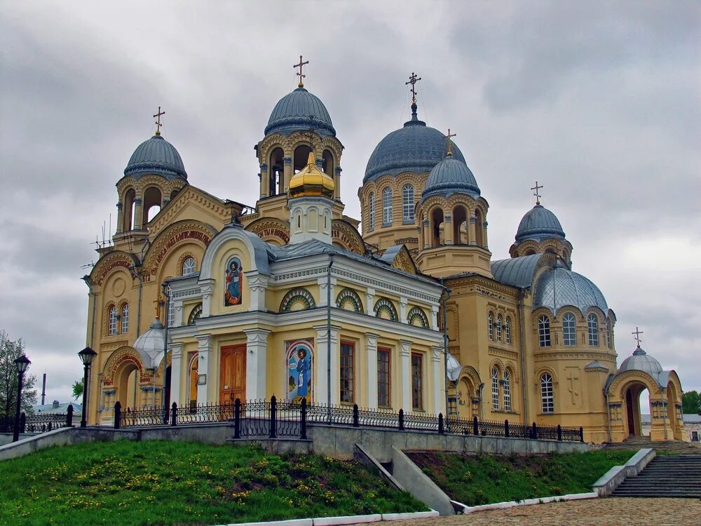 Свято-Николаевский монастырь Верхотурье. Верхотурский Николаевский монастырь Верхотурье.