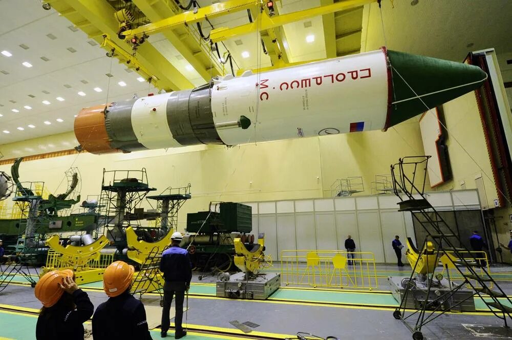 Авиаракетно-космическая промышленность. Корпус ракеты-носителя «космос-3м»,. Ркц прогресс самара. Предприятие ракетно космической промышленности. Ракетоноситель союз 2.