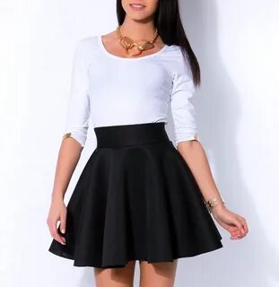 Қысқа юбка киген сұлулар