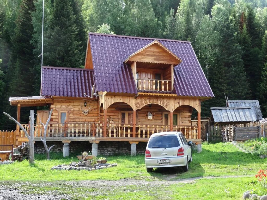 Турочак горно алтайск. Турбаза лебедь Турочак. Усадьба лебедь Турочак. Турочакский район усадьба лебедь. Усадьба лебедь горный Алтай.