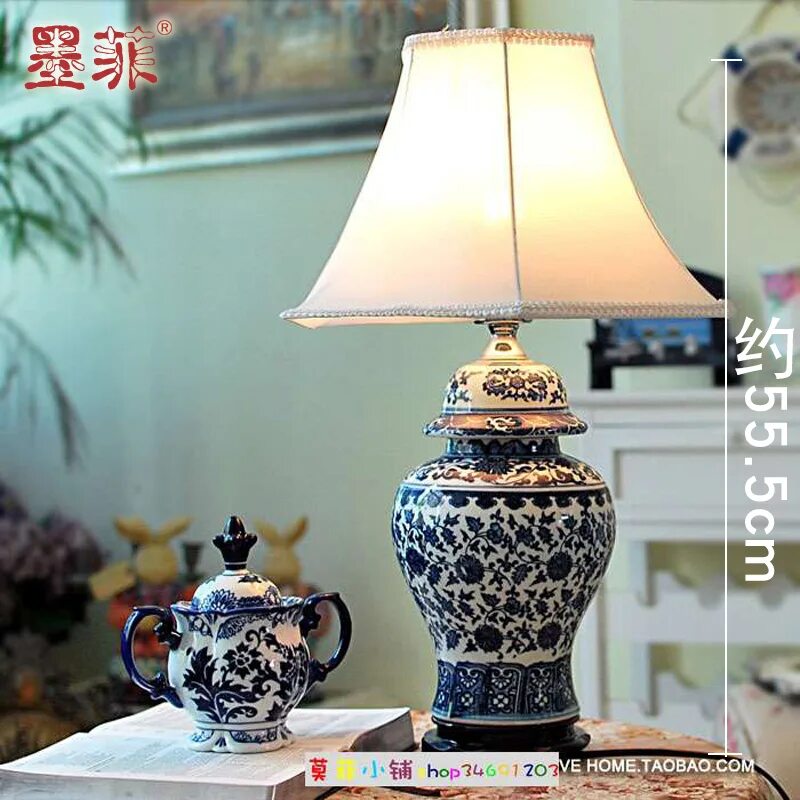 Керамическая лампа с абажуром. Лампы бело синие настольные. Настольная лампа в китайском стиле. Лампа надкроватная винтаж. Китайская настольная лампа бело синяя.