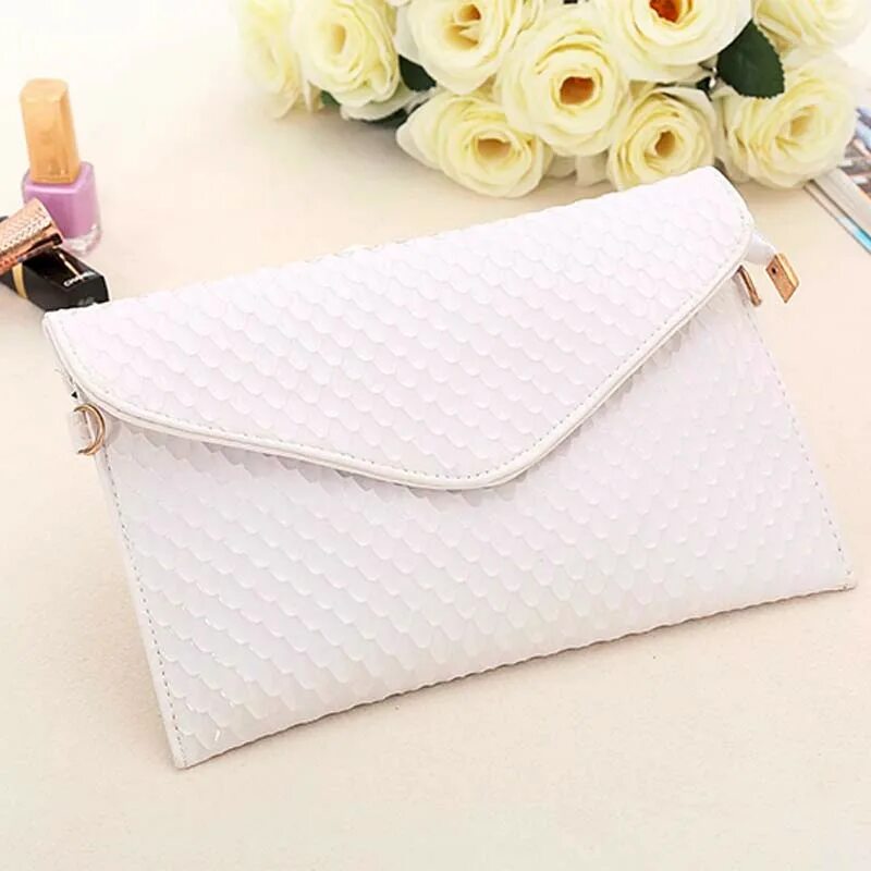 Сумка конверт. Клатч coccinelle envelopes. клатч женский белый. сумка конверт женская. белая сумка клатч.
