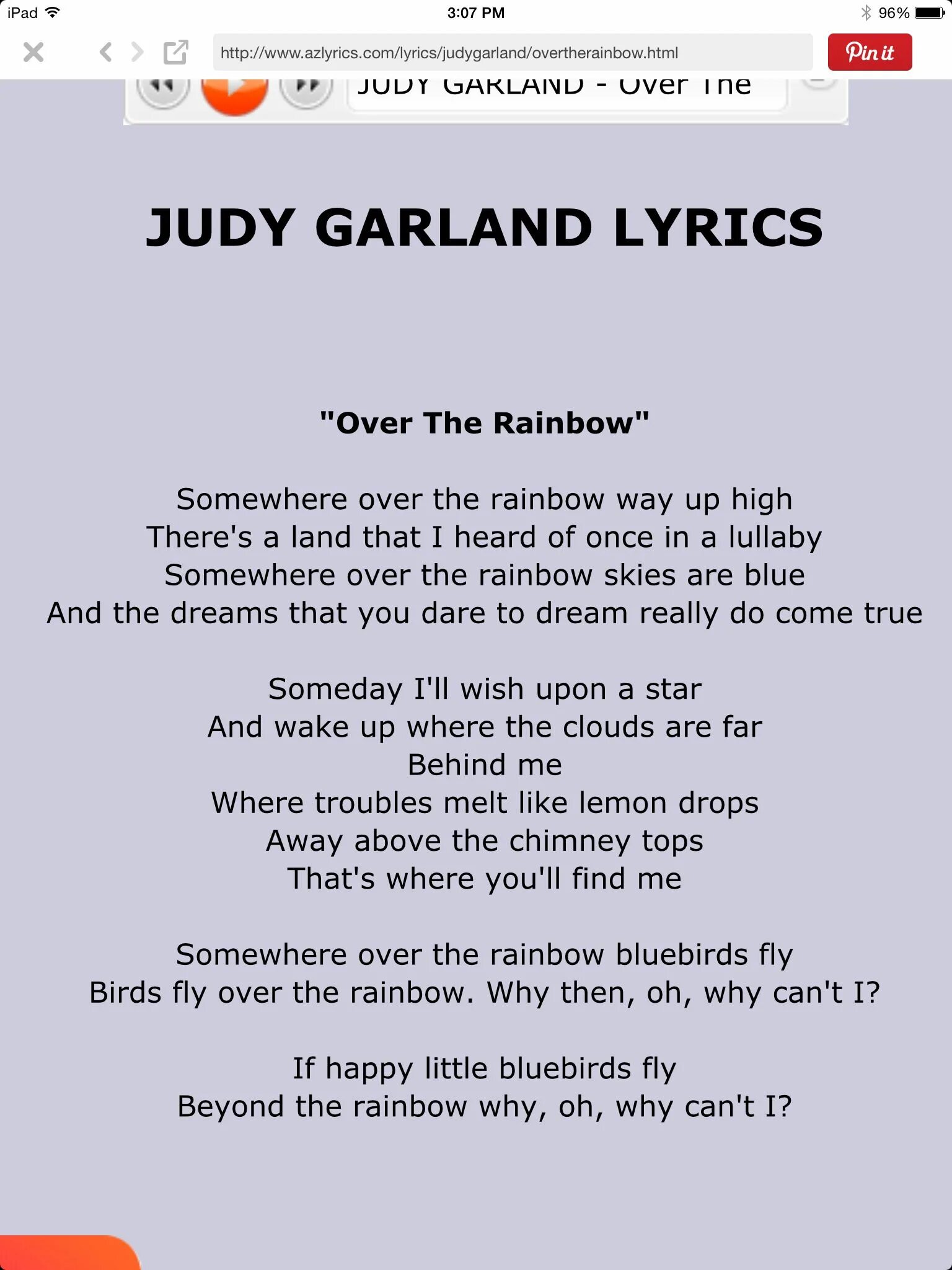 Песня over the rainbow. Over the Rainbow текст. Текст песни somewhere over the Rainbow. Песня over the Rainbow текст. Somewhere over the Rainbow Джуди Гарленд.