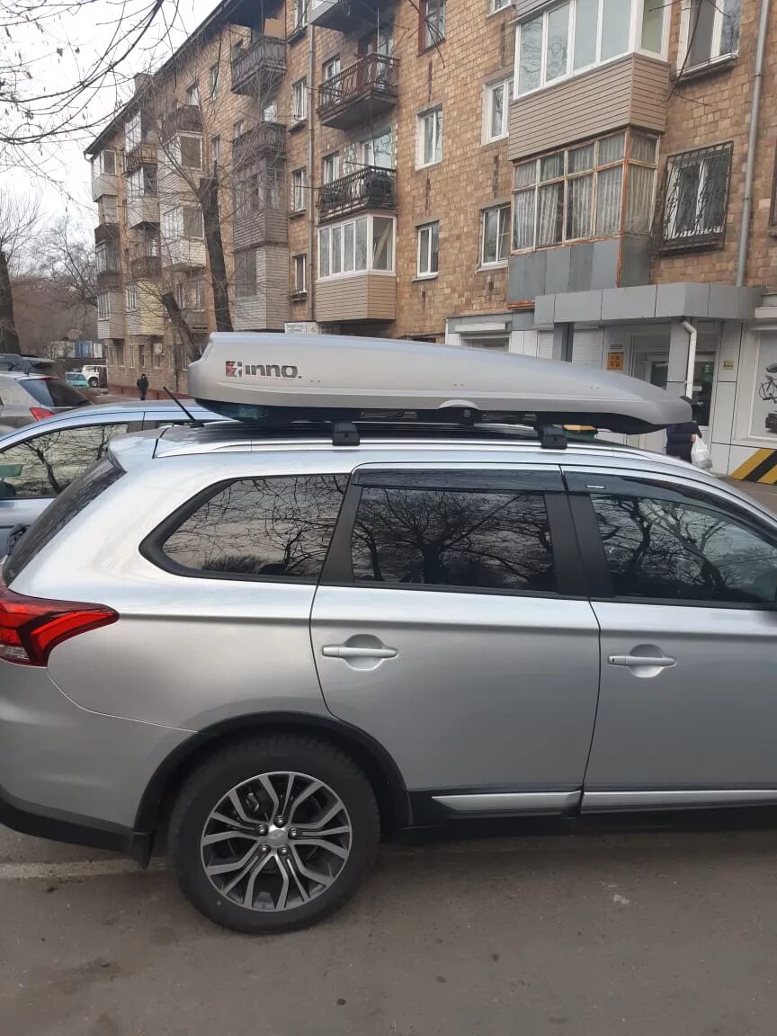 Inno new shadow 16. Автобокс inno на outlander 3. бокс на крышу inno new shadow 16. inno bra1260u6. бокс на крышу митсубиси аутлендер 3.