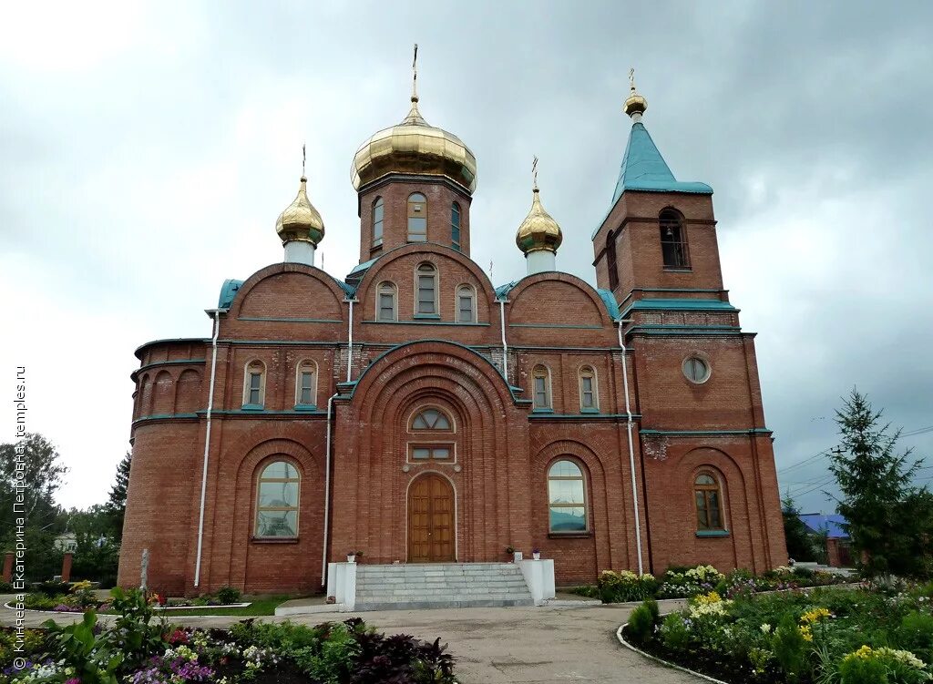 Шенталинский район. Храм Успения Пресвятой Богородицы Самара. Храм Успения Божией матери Шентала. Шентала Самарская область. Село Шентала Самарская область.