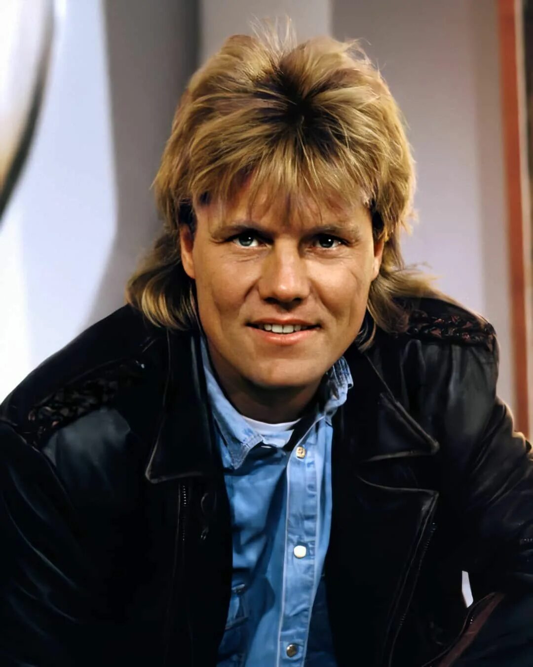 Dieter bohlen в молодости. Фото дитера болена. Дитер болен. Фото дитера болена сейчас. Дитер болен сейчас 2022.