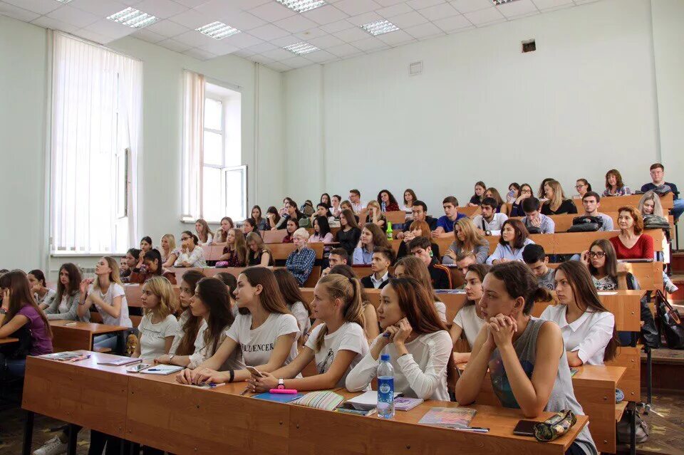 Государственный экономический факультет. Экономический Факультет СГУ Саратов. Экономический Факультет СГУ СГУ Саратов. СГУ Саратов студенты. Географический Факультет СГУ Саратов.