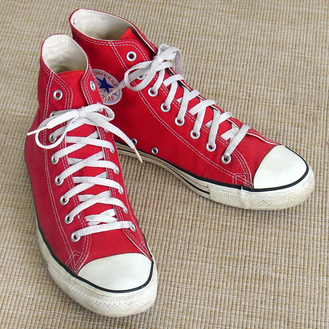 Converse high top. Converse Chuck 70 Red. Converse all Star Chuck Taylor Red. All Star 2000 конверсы. Converse Chuck Taylor all Star.