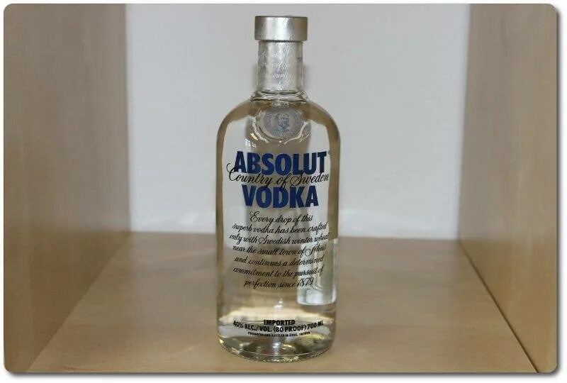 Как сделать абсолют. Фальсификат водка absolut. водка абсолют оригинал. паленая водка абсолют. фальсификат водки абсолют.