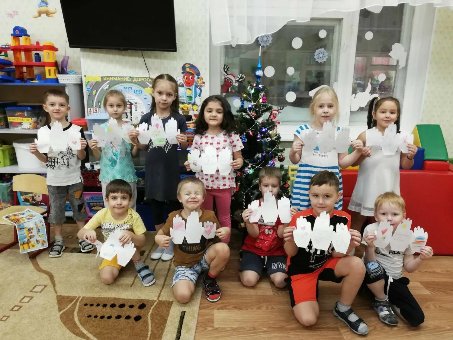 22 декабря день благодарности родителям. 22 декабря праздник благодарности родителям спасибо за жизнь. Акция спасибо за жизнь в доу. Праздник для родителей спасибо за жизнь. Спасибо за жизнь акция мероприятия.