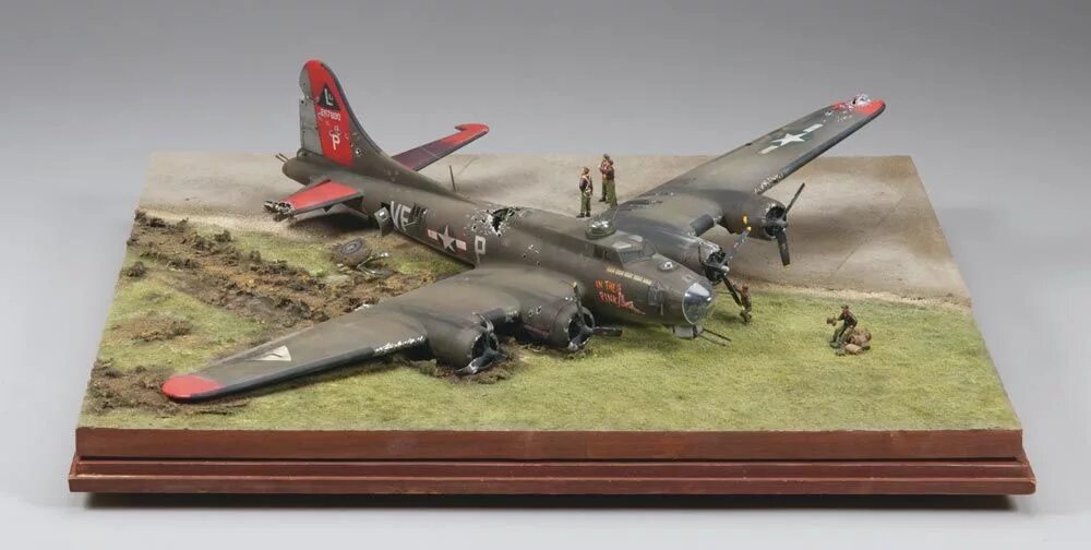 B-17 1/72 Revell. Бристоль модель  Ревелл. B17g Dioramas. Revell b12 бомбардировщик.