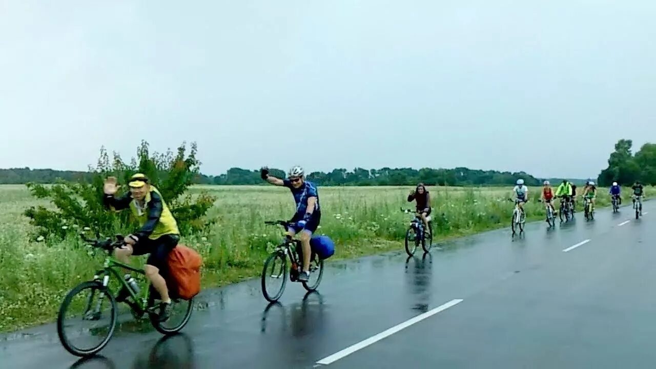 Дня велопоход. Дня велопоход. Велотурист. Поход на велосипеде. Ну поехали в велопоход мем.
