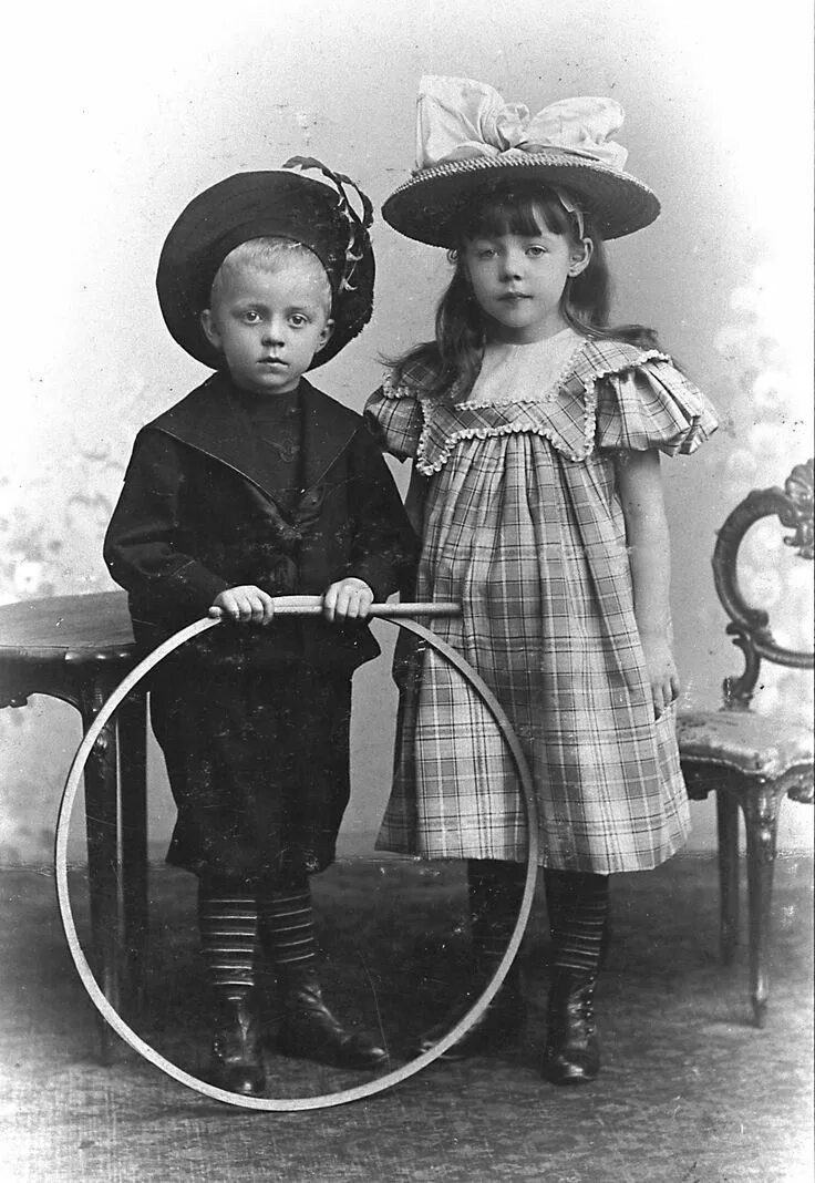 Вятская старинная одежда. Дети 19 век. Старинная Датская одежда. Детская одежда начала 20 века.