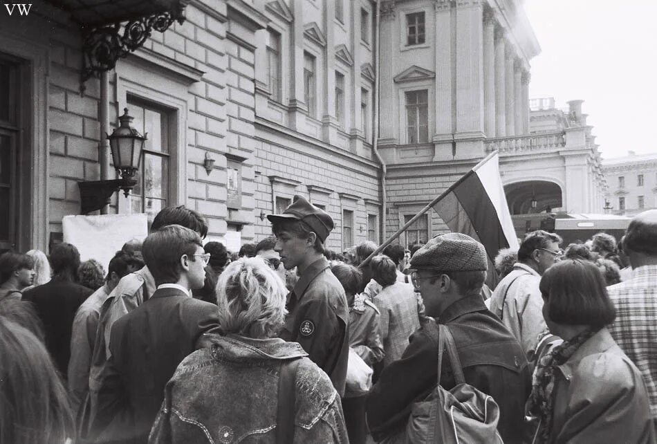 постановление о журналах звезда и ленинград дата. «о журналах «звезда» и «ленинград. 10 июля 1941 оборона ленинграда. 14 августа 1944. постановление цк о журналах звезда и ленинград.